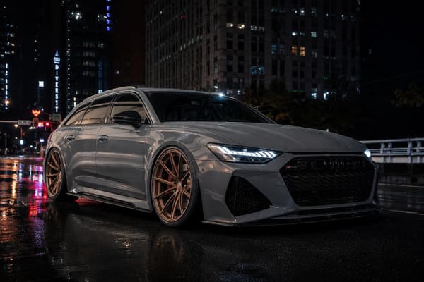 Jak dobrać kolor kutych felg do szarego Audi RS6 C8\ Szare Audi RS6 C8 z kutymi felgami na zamówienie