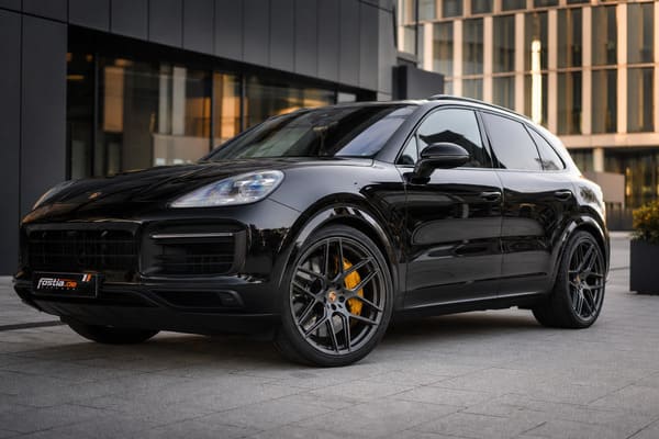 Jaki rozstaw śrub ma Porsche Cayenne 9Y0 i czy łatwo znaleźć kute felgi w tym PCD?